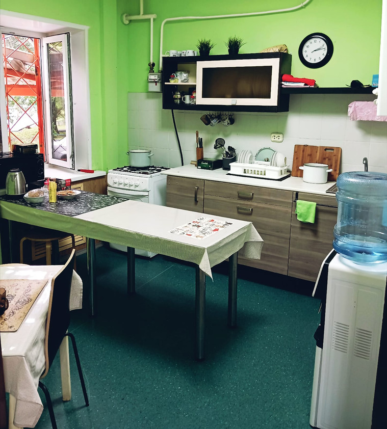 Хостел Гости